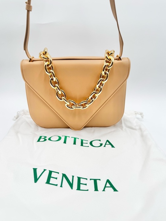 Bottega Veneta Handbags - NEW Bottega Venta The Mount Large Chain Bag